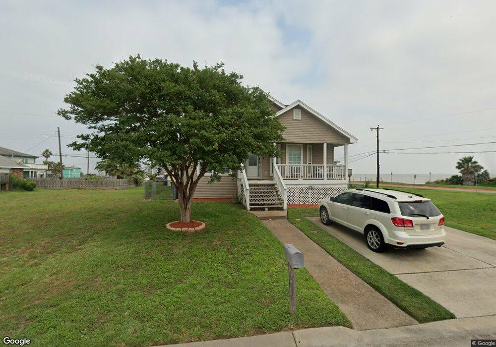 7706 Pruitt Dr, Galveston, TX 77554 - photo 1