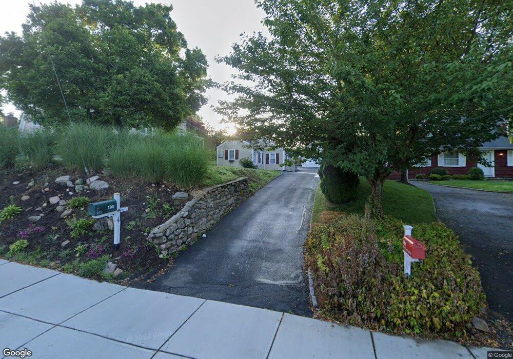 192 Hollow Tree Ridge Rd, Darien, CT 06820 - photo 1