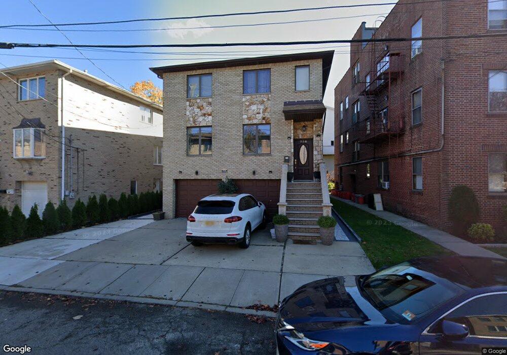 758 W End Ave, Cliffside Park, NJ 07010 - photo 1