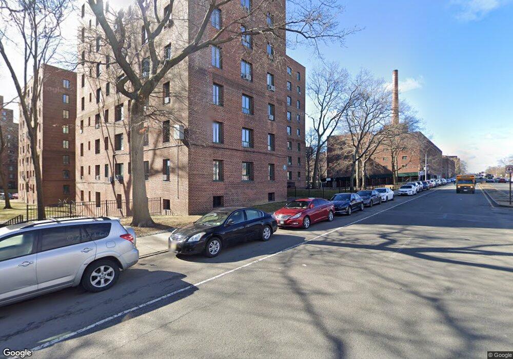 2090 E Tremont Ave unit 10G, Bronx, NY 10462 - photo 1