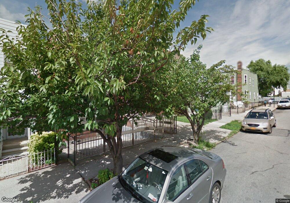 871 Kinsella St unit 3, Bronx, NY 10462 - photo 1