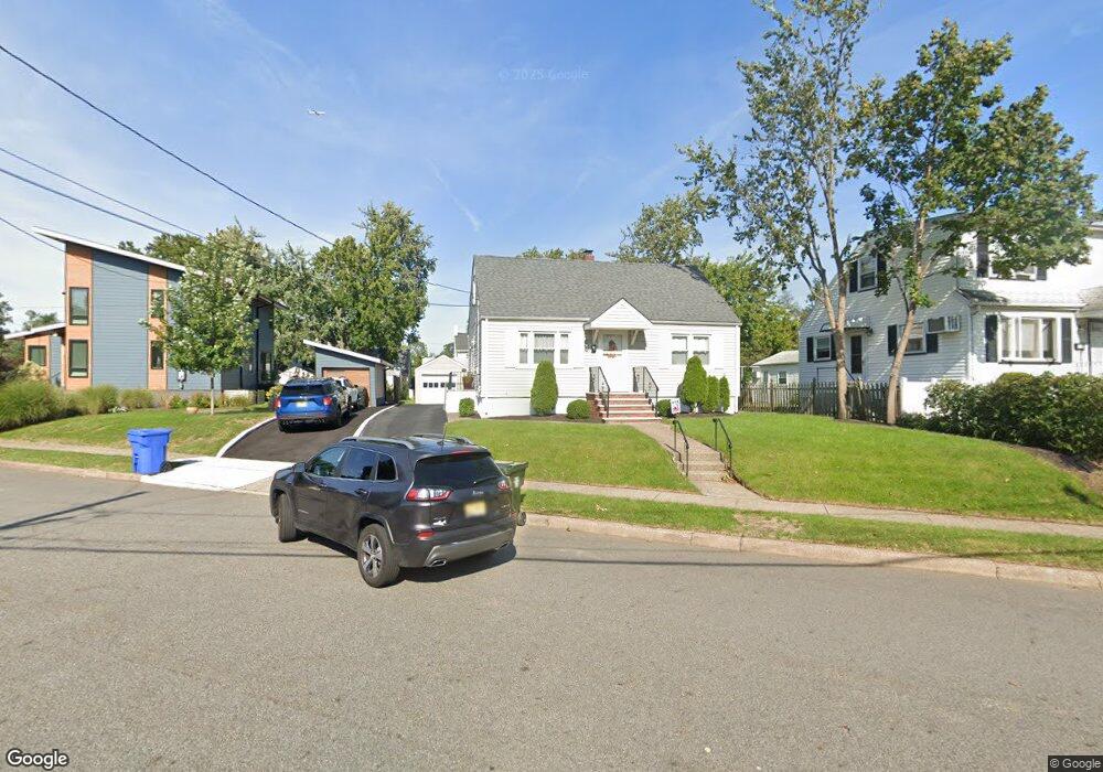 221 Vanderburgh Ave, Rutherford, NJ 07070 - photo 1