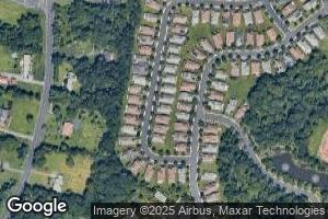 10 Daulton Dr, Somerset, NJ 08873