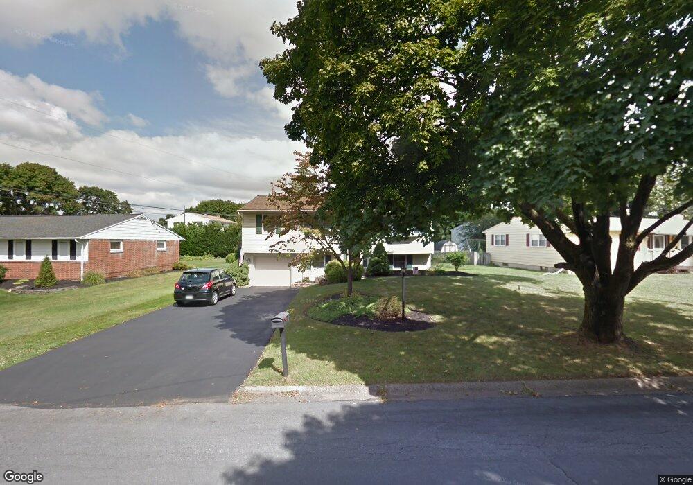 813 S Ott St, Allentown, PA 18103 - photo 1