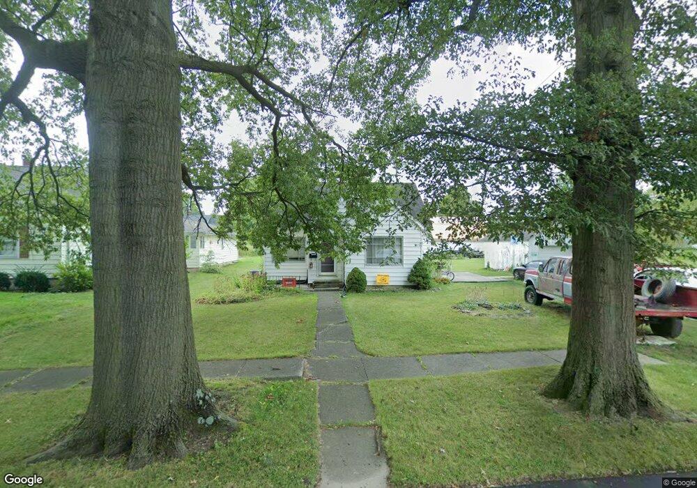 918 W Water St, Berne, IN 46711 - photo 1