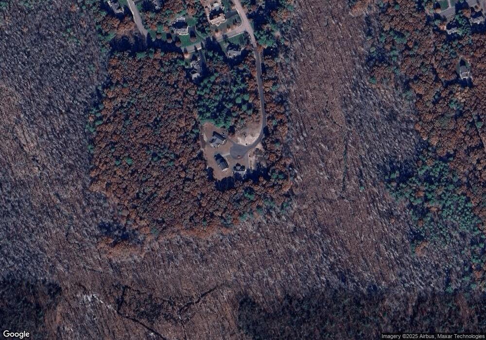 30 Garnet Dr, Wrentham, MA 02093 - photo 1