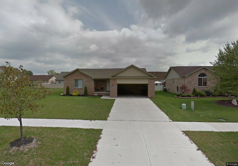 12386 Spencer Ln, Carleton, MI 48117 - photo 1