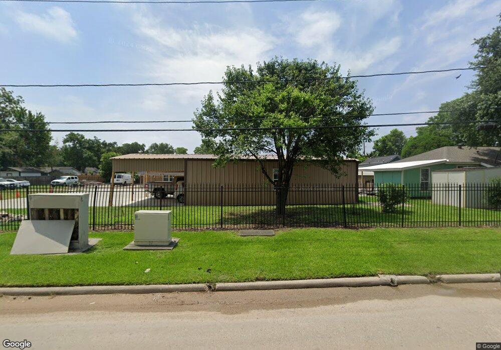 10118 E Hardy Rd, Houston, TX 77093 - photo 1