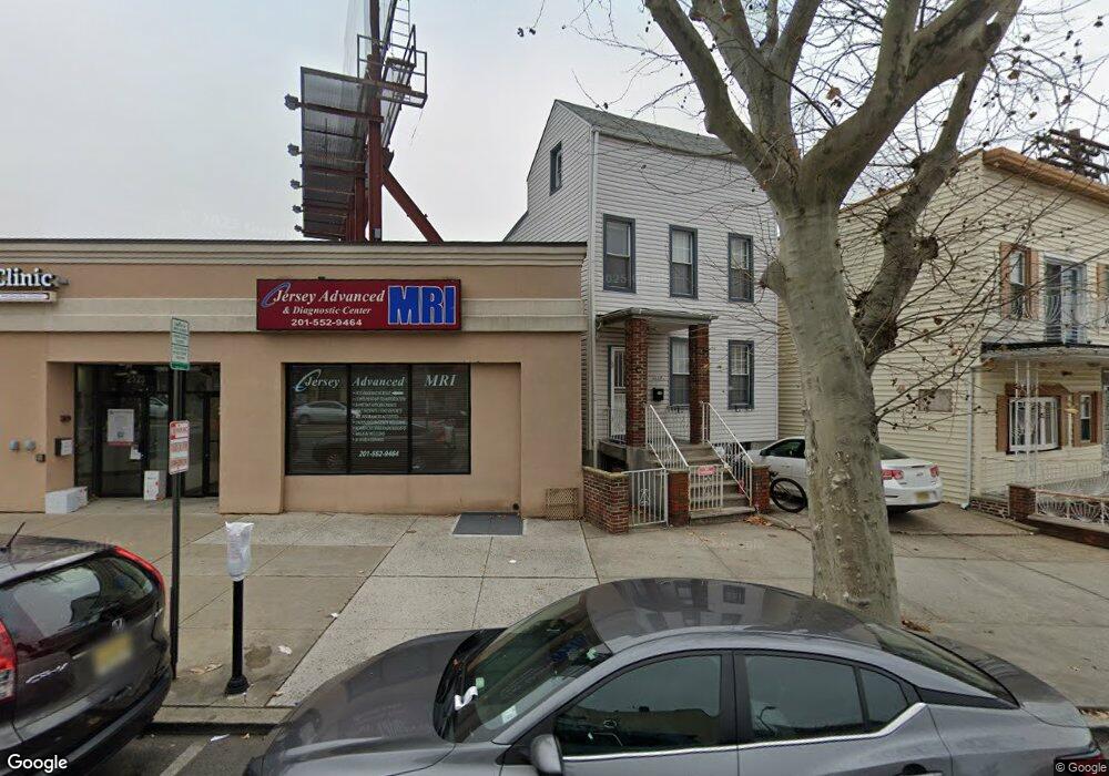 2129 Kennedy Blvd unit 1, North Bergen, NJ 07047 - photo 1