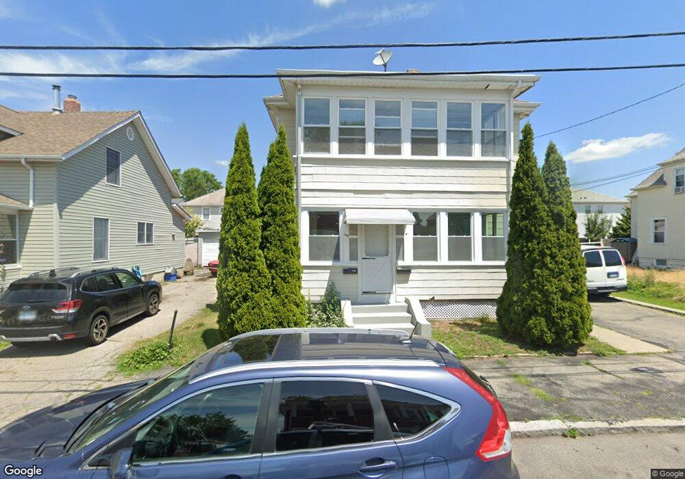 162 Chaplin St, Pawtucket, RI 02861 - photo 1
