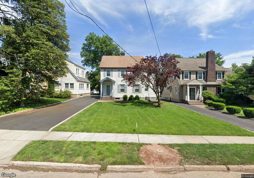 524 Wyoming Ave, Millburn, NJ 07041 - photo 1