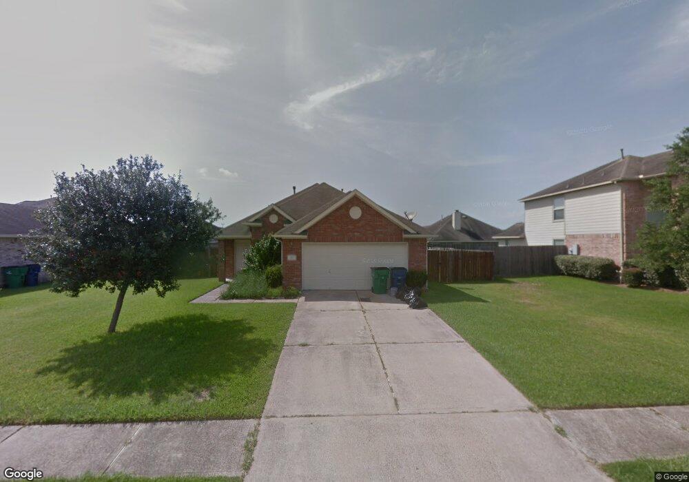 1413 Barras St, Alvin, TX 77511 - photo 1