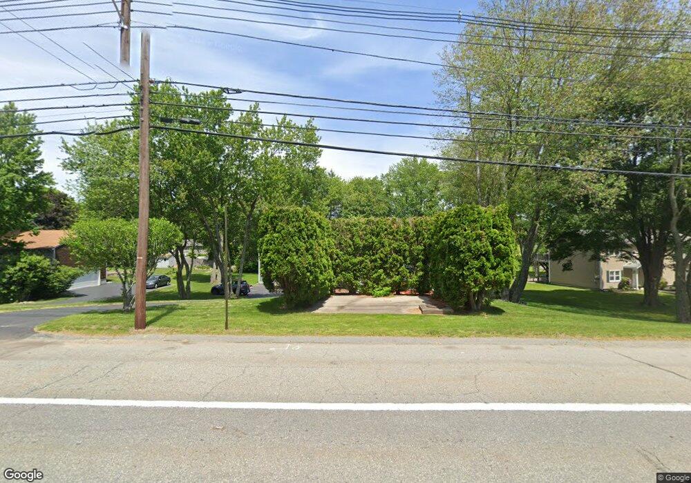 179 Farnum Pike, Smithfield, RI 02917 - photo 1