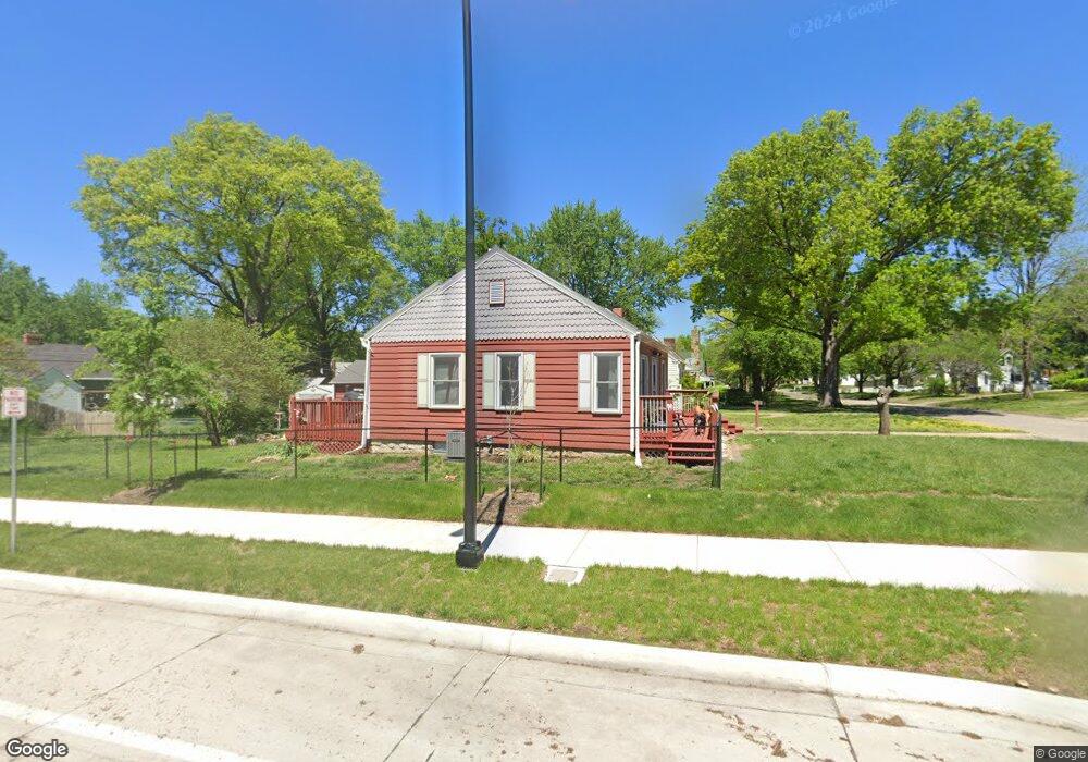 1195 SW Webster Ave, Topeka, KS 66604 - photo 1