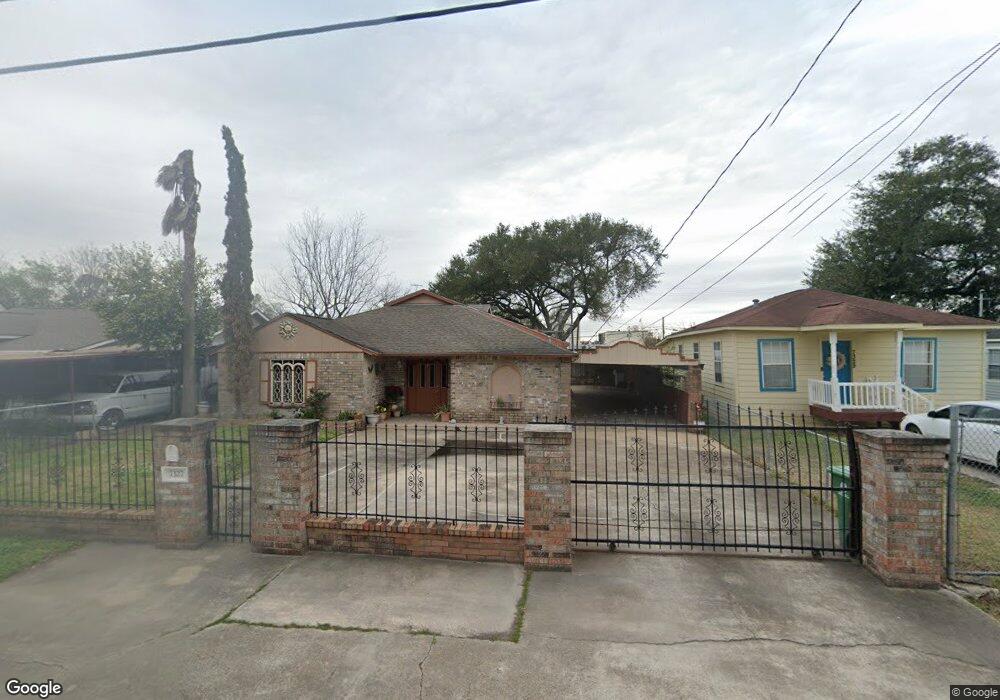 7327 Farnsworth St, Houston, TX 77022 - photo 1
