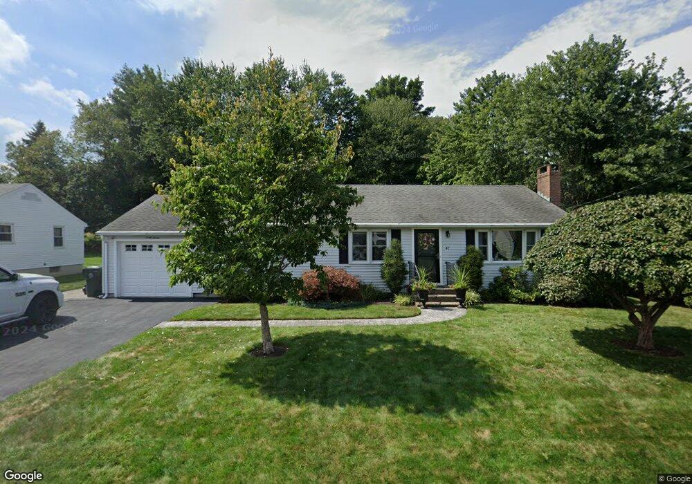 47 Schultz Rd, Berlin, CT 06037 - photo 1