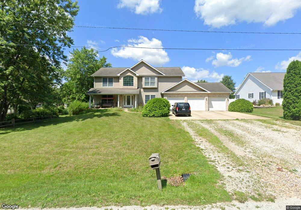 803 S Adams St, Philo, IL 61864 - photo 1