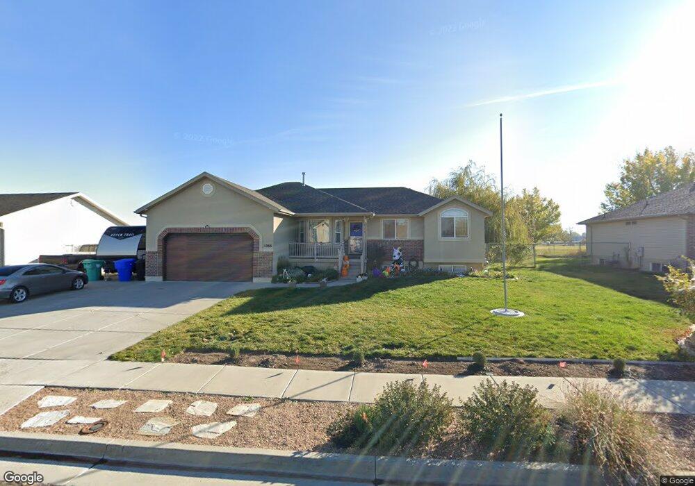 1366 N 3775 W, Clearfield, UT 84015 - photo 1