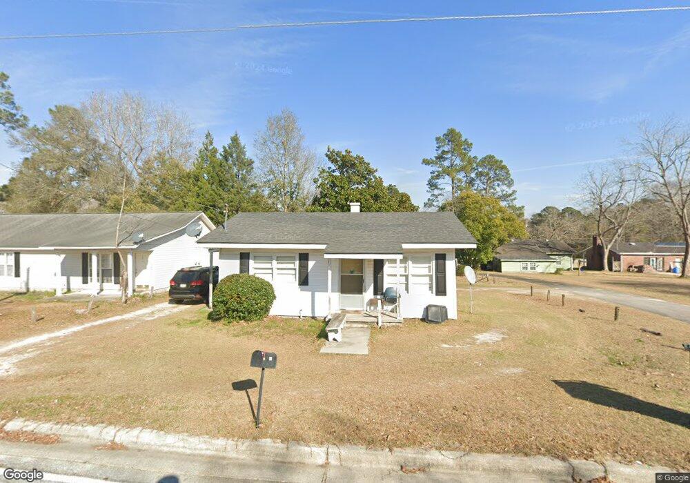 303 Boss St, Claxton, GA 30417 - photo 1