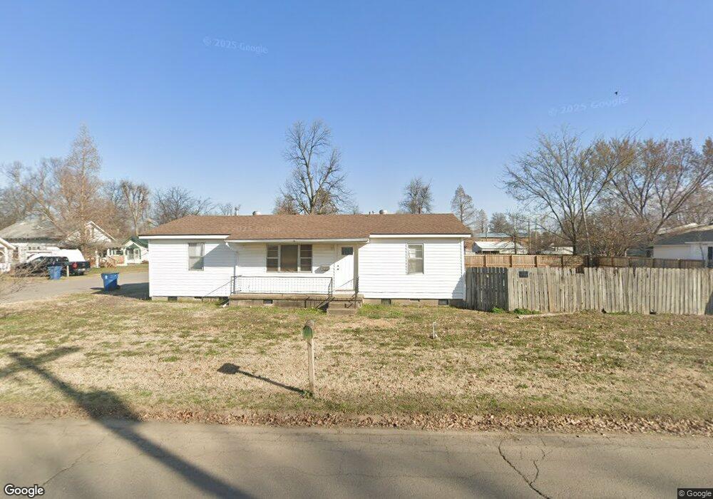 649 Mott St, New Madrid, MO 63869 - photo 1