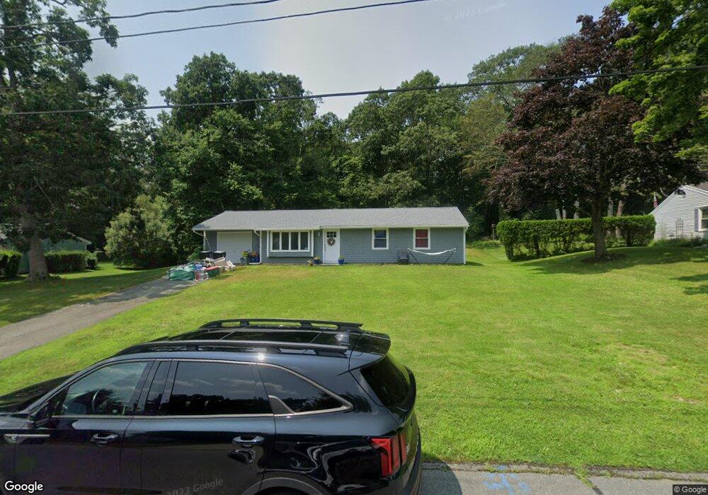 6 Mohawk Dr, South Dartmouth, MA 02748 - photo 1