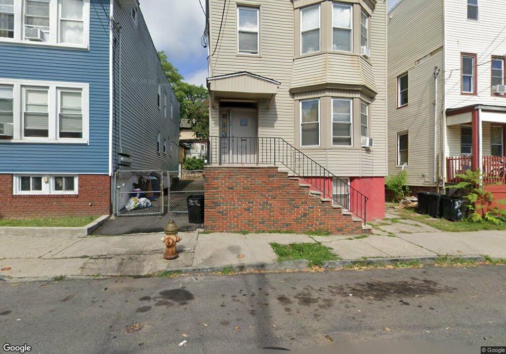 381 Chadwick Ave, Newark, NJ 07112 - photo 1