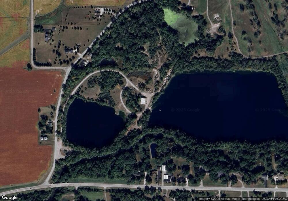 4230 Sandusky Rd, Lima, OH 45801 - photo 1