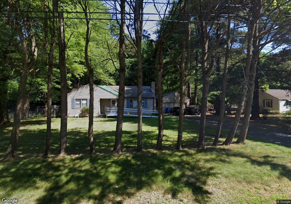 186 Pershing St, Bloomfield, CT 06002 - photo 1