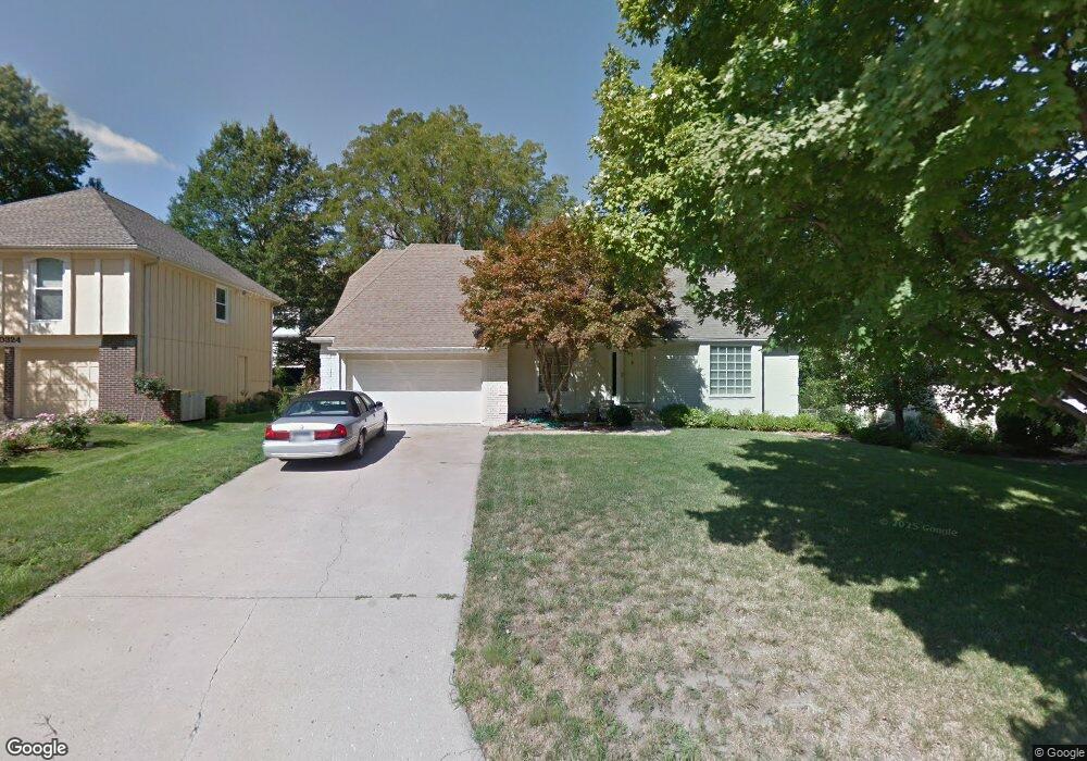 10316 Noland Rd, Lenexa, KS 66215 - photo 1