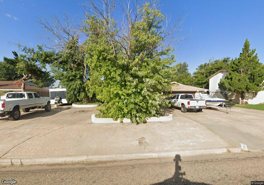 606 Phillips Dr, Dumas, TX 79029 - photo 1