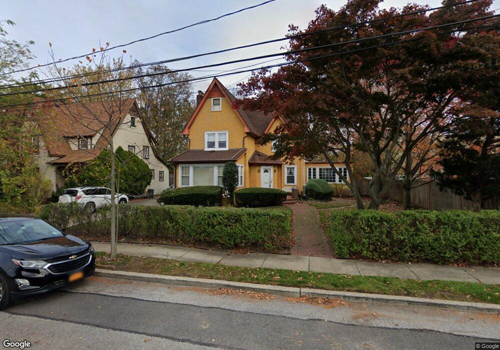 8 Herkimer Ave, Hewlett, NY 11557 - photo 1