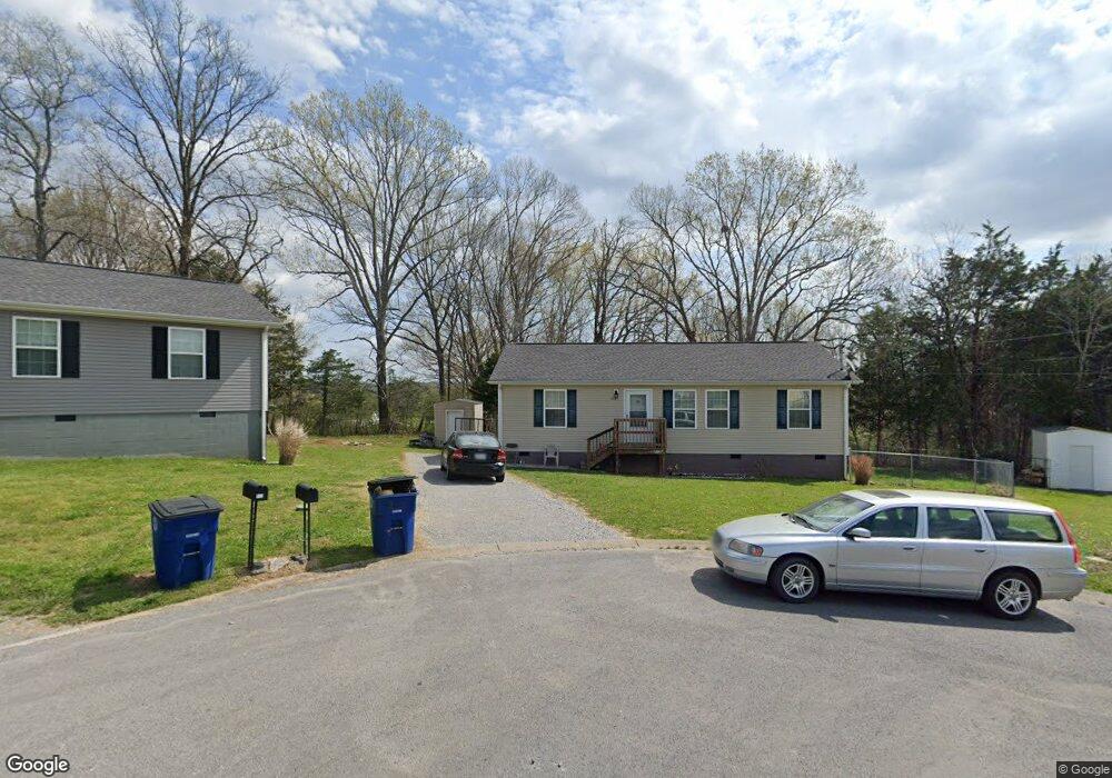 110 Nutmeg Dr, Shelbyville, TN 37160 - photo 1