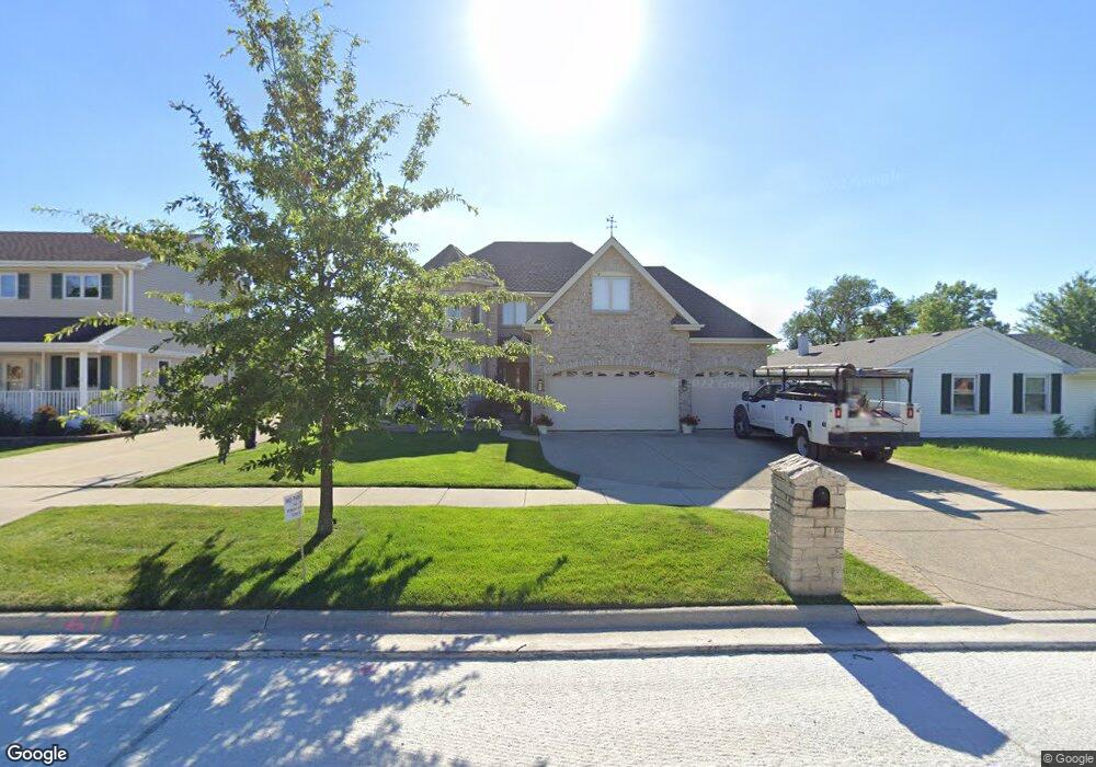 620 N Willow Rd, Elmhurst, IL 60126 - photo 1