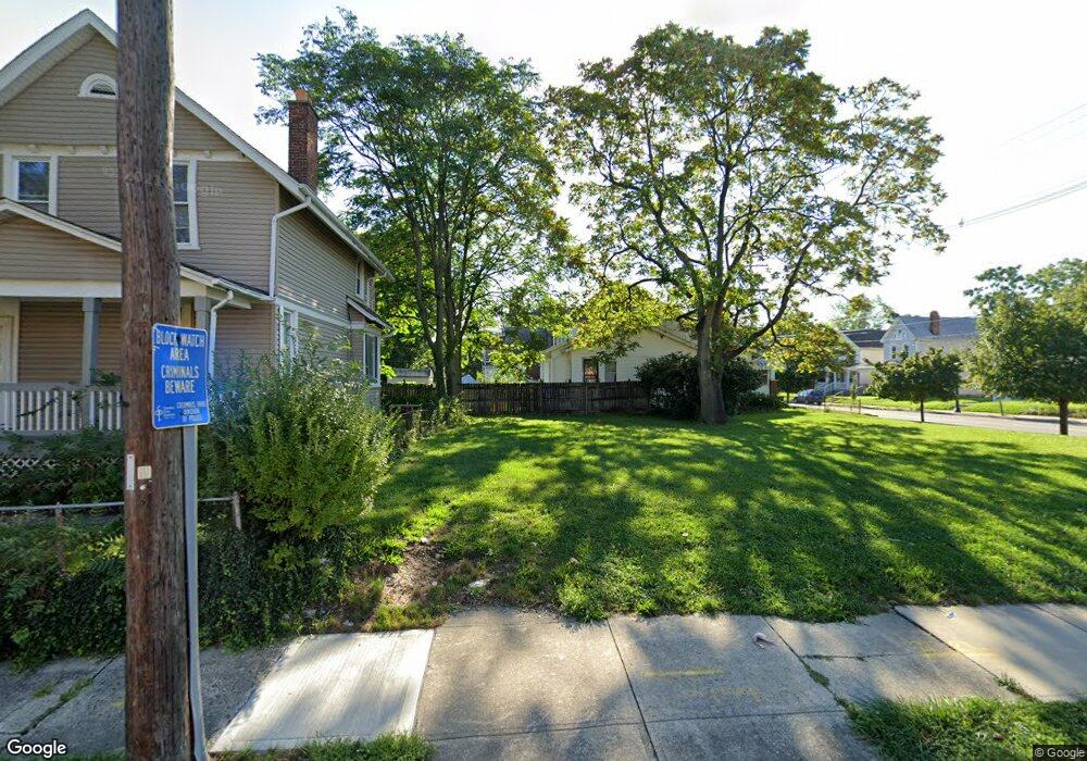 710 Carpenter St, Columbus, OH 43205 - photo 1