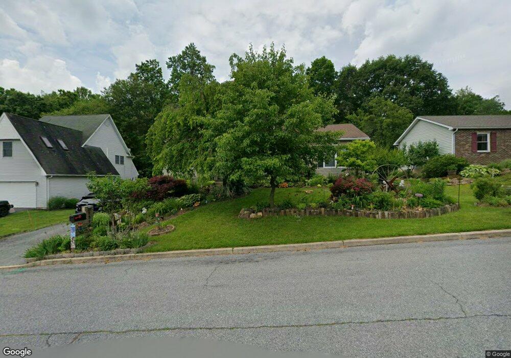 1516 Fernwood Rd, Slatington, PA 18080 - photo 1