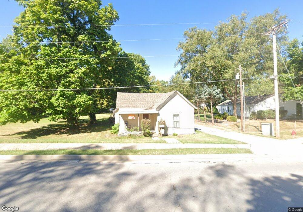 403 NW 15th St, Blue Springs, MO 64015 - photo 1