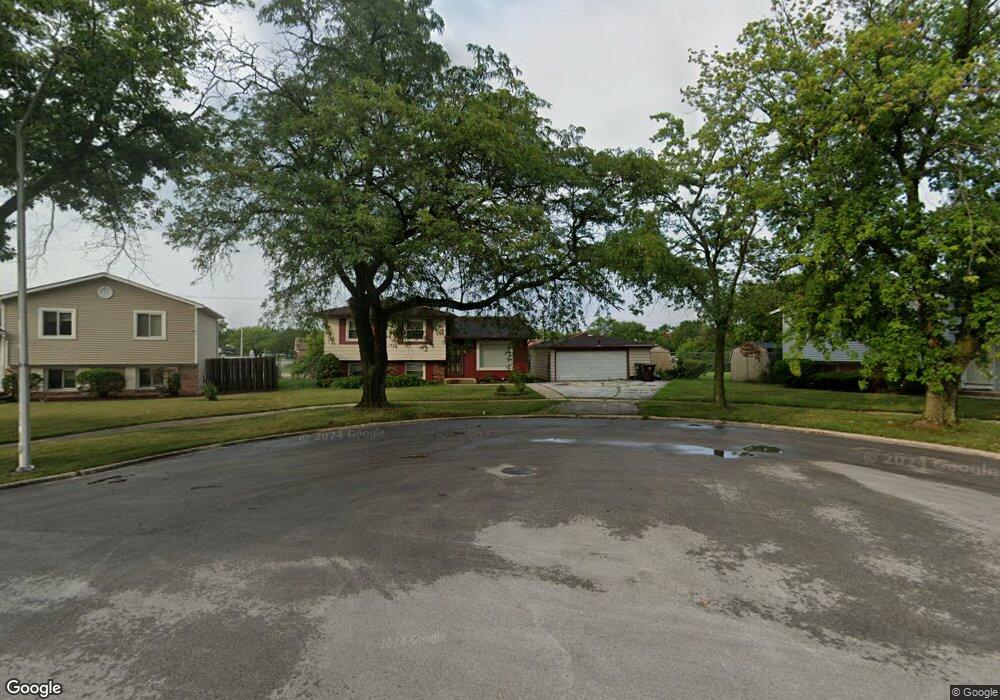 3715 Wellington Ct, Hazel Crest, IL 60429 - photo 1