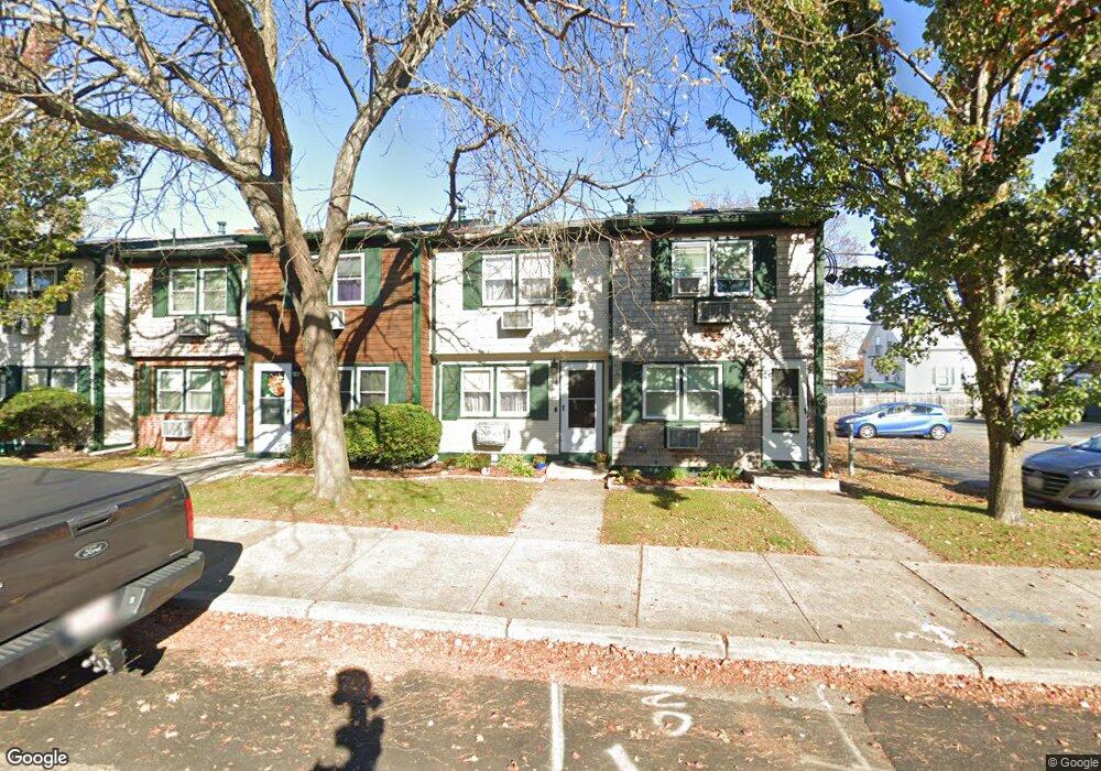 172 Argol St unit B-10, Pawtucket, RI 02860 - photo 1