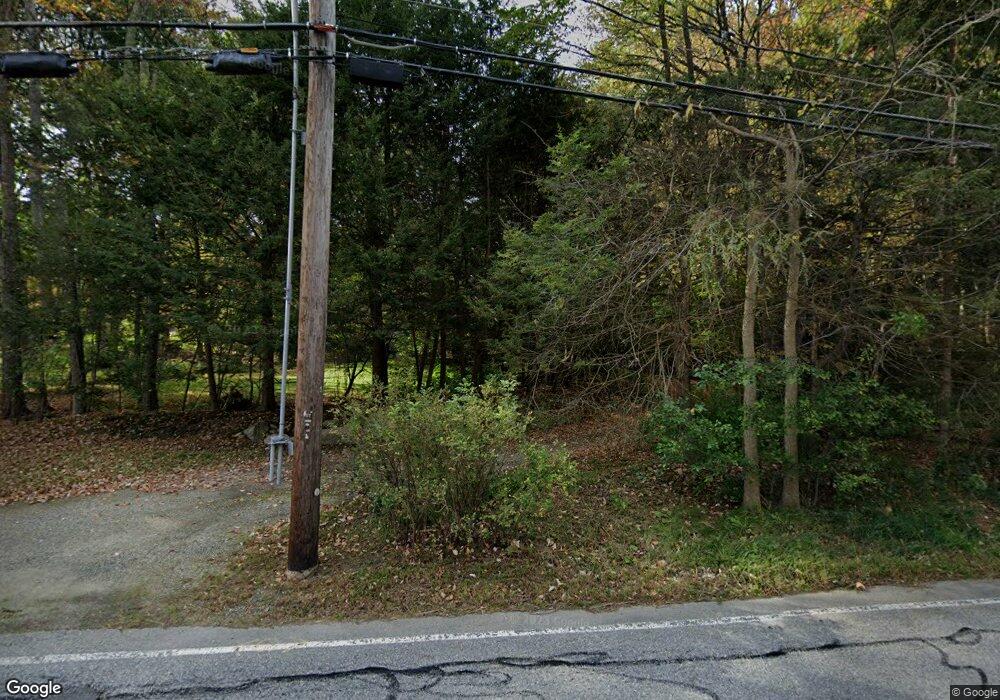 129 Concord Rd, Lincoln, MA 01773 - photo 1