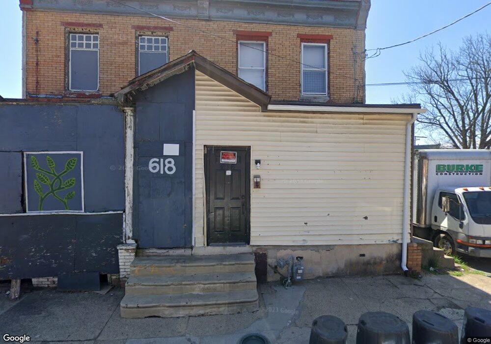 616 Bailey St, Camden, NJ 08102 - photo 1