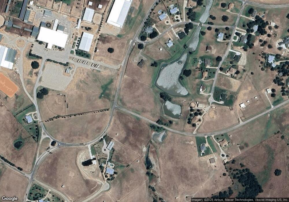 200 Silver Saddle Cir, Weatherford, TX 76087 - photo 1