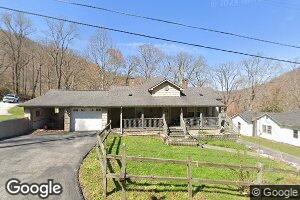 255 Oak St, Benham, KY 40807