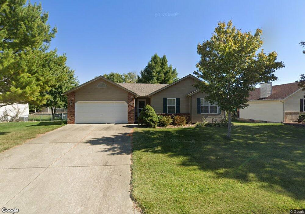 825 Copper Ridge, Maryville, IL 62062 - photo 1