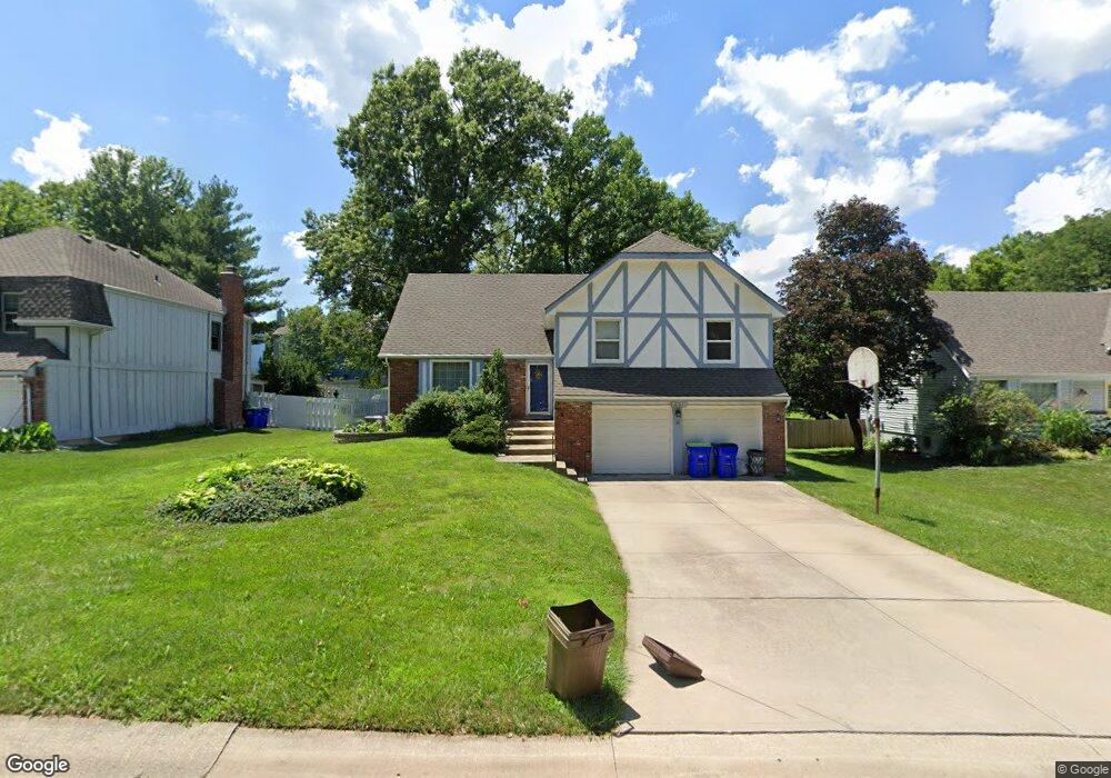 7328 Halsey St, Shawnee, KS 66216 - photo 1