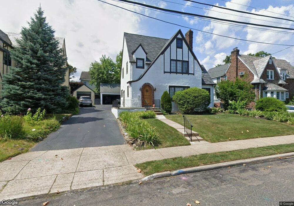 8 Trinity Ct, Bergenfield, NJ 07621 - photo 1