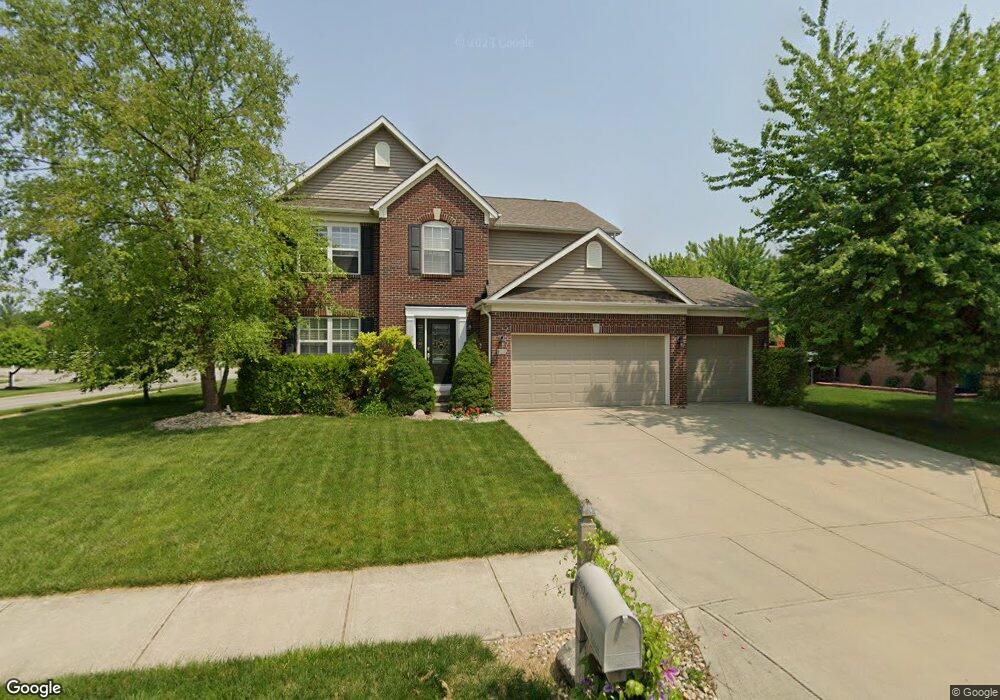 5694 Yorktown Rd, Plainfield, IN 46168 - photo 1