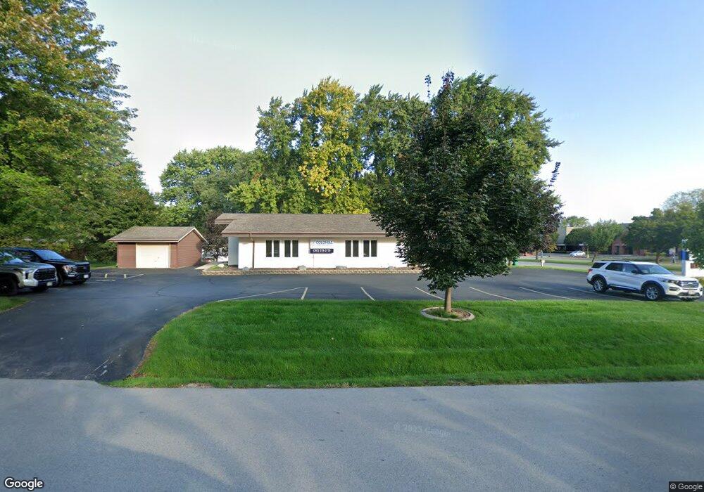 N79w14833 Appleton Ave, Menomonee Falls, WI 53051 - photo 1