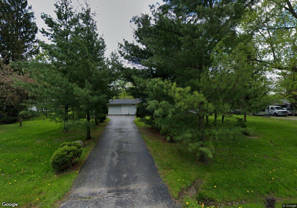 553 Robinhood Dr, Aurora, OH 44202 - photo 1