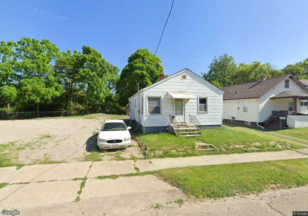 115 E Belvidere Ave, Flint, MI 48503 - photo 1