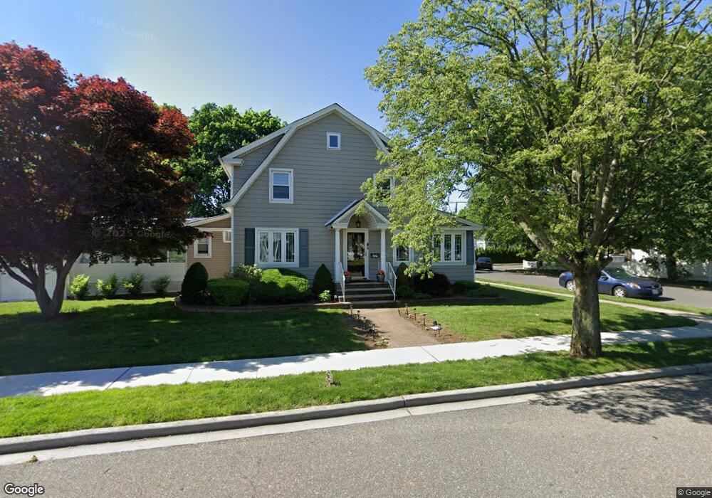 359 Fairlawn Ave, West Hempstead, NY 11552 - photo 1